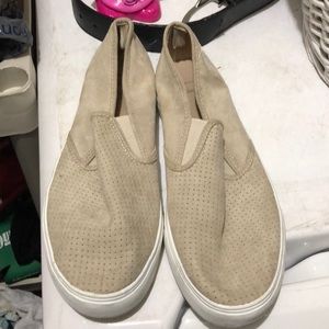 Gap slip on sneakers